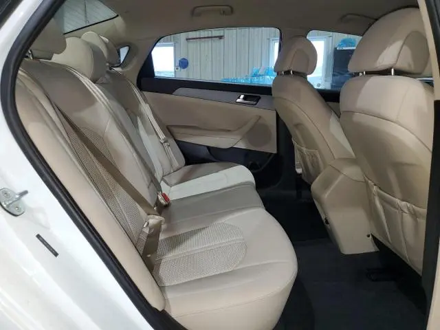 2017 HYUNDAI SONATA SE  