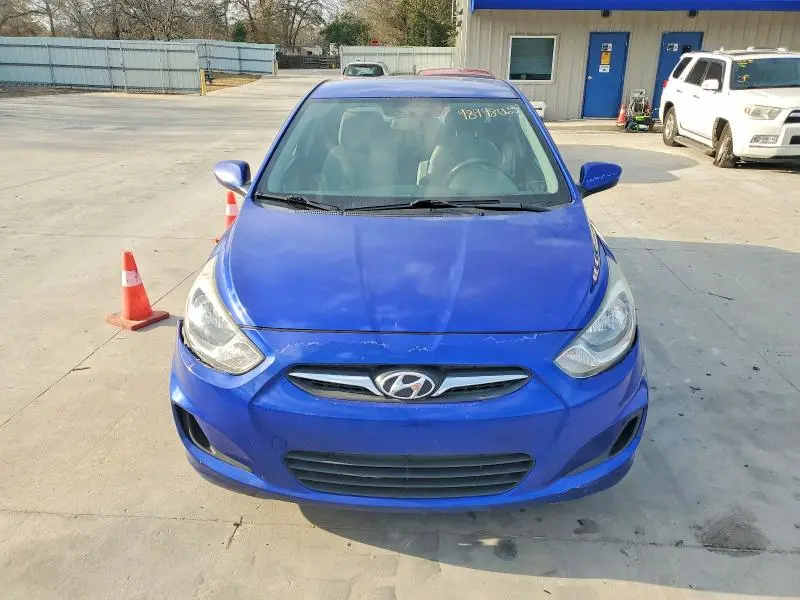 2013 HYUNDAI ACCENT GLS  