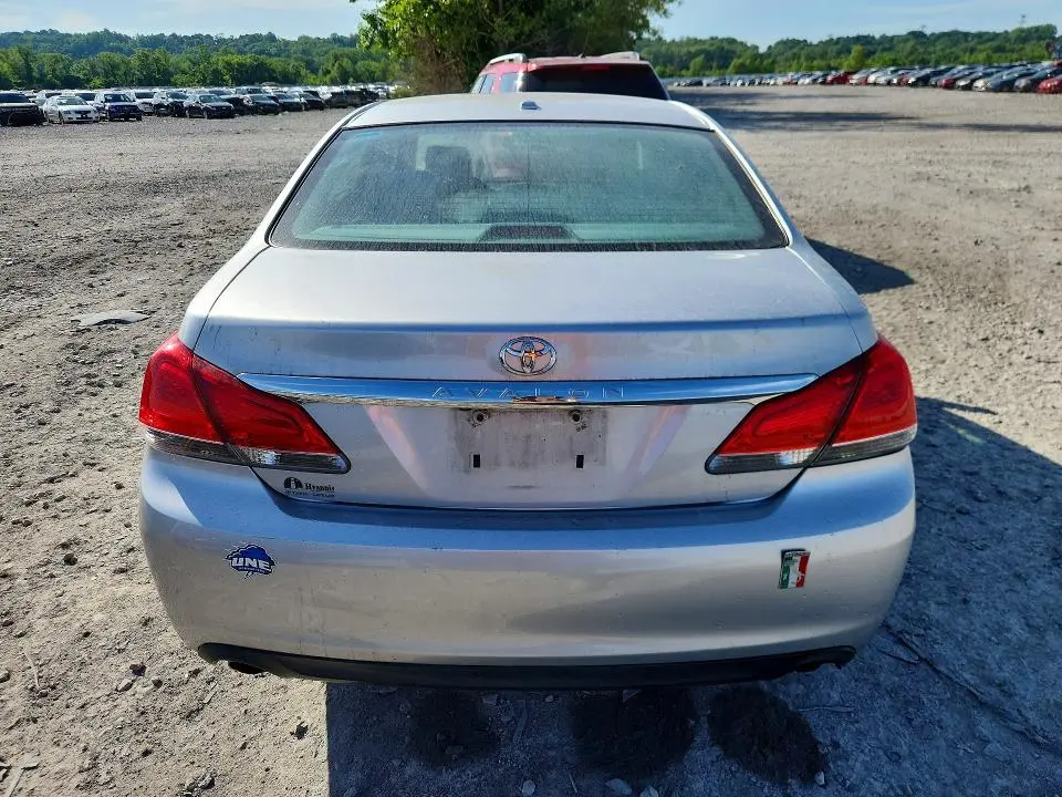 2011 TOYOTA AVALON LIMITED  