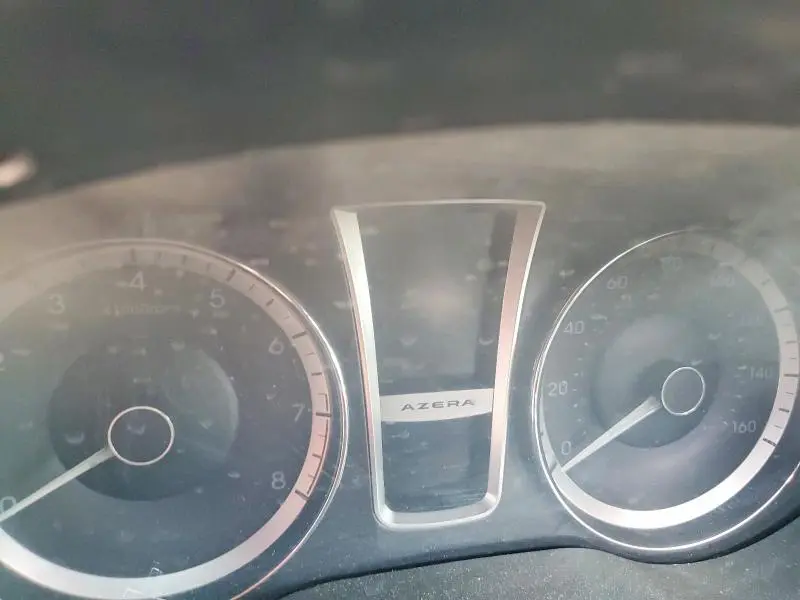 2012 HYUNDAI AZERA   