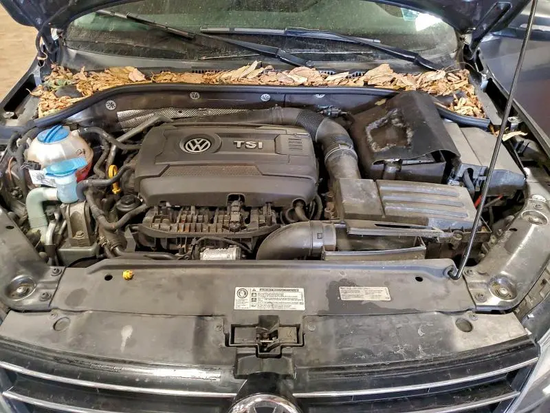 2015 VOLKSWAGEN JETTA SE  