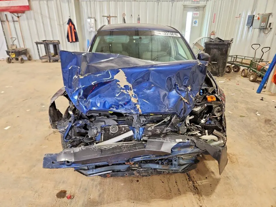 2011 SUBARU LEGACY 2.5I LIMITED  