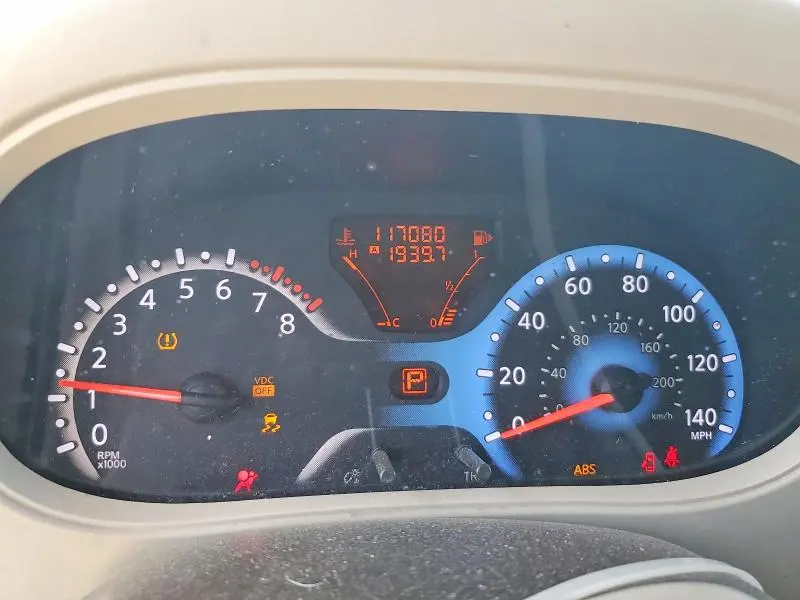 2010 NISSAN CUBE 1.8  