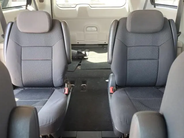 2010 DODGE GRAND CARAVAN SXT  