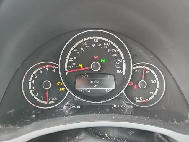 2013 VOLKSWAGEN BEETLE   