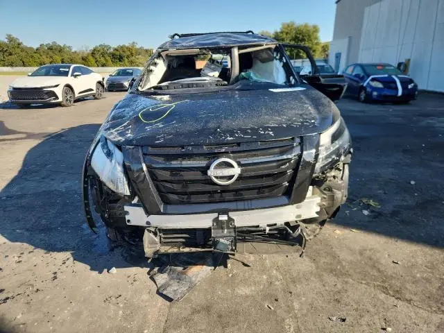 2024 NISSAN PATHFINDER SV  