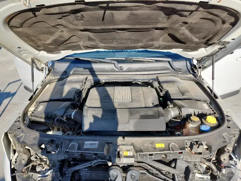 2016 LAND ROVER LR4 HSE LUXURY  