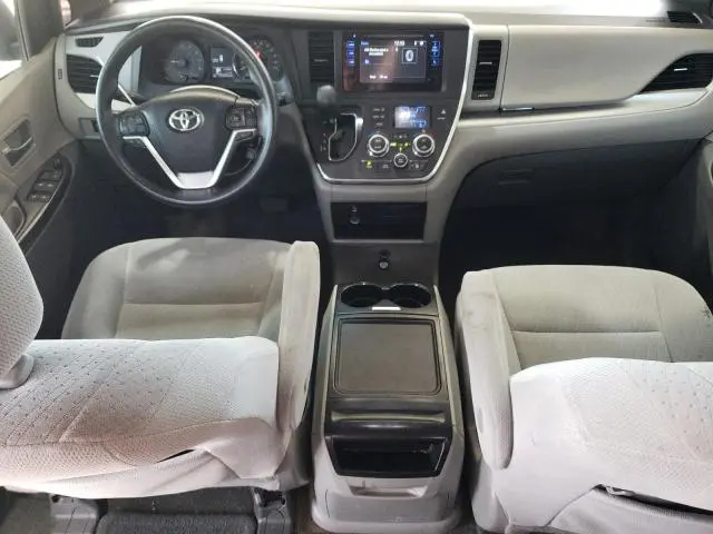 2015 TOYOTA SIENNA LE  