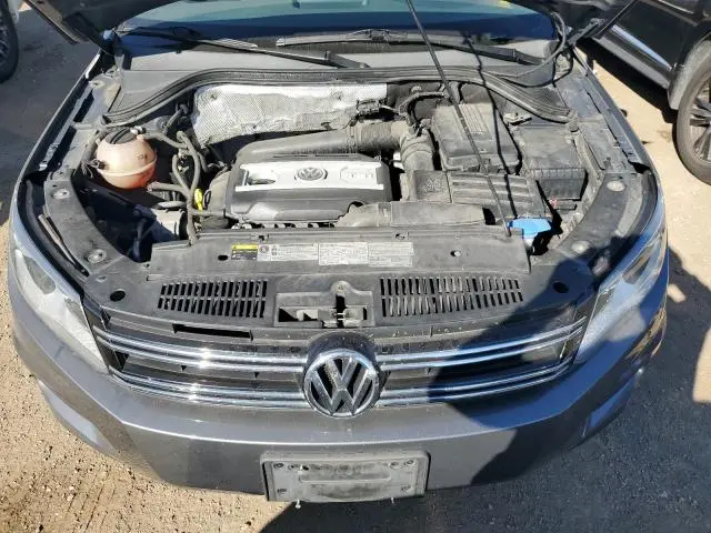 2016 VOLKSWAGEN TIGUAN S  