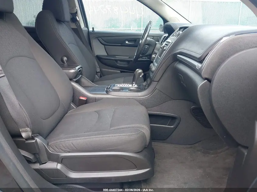 2016 GMC ACADIA SLE1