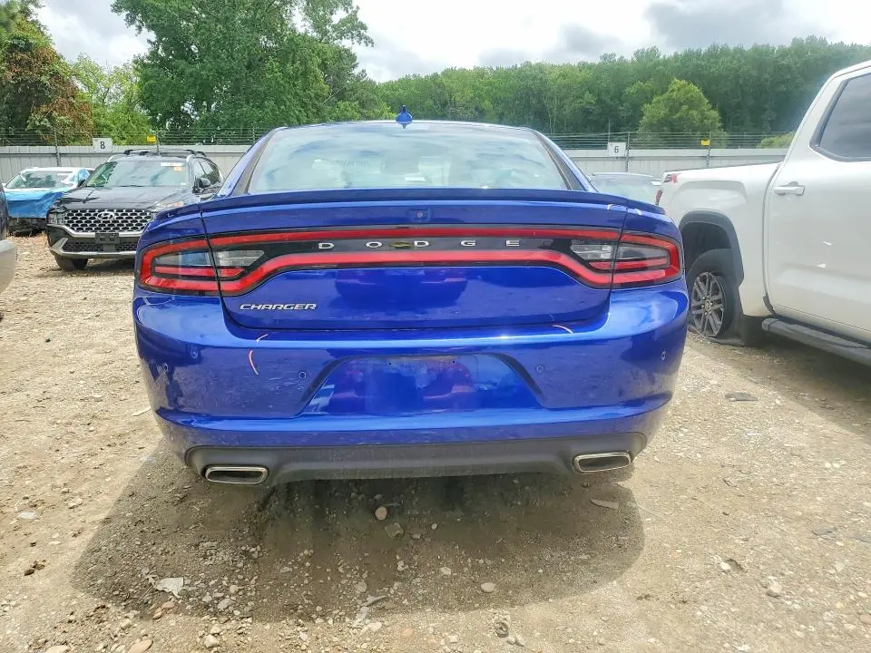 2020 DODGE CHARGER SXT  