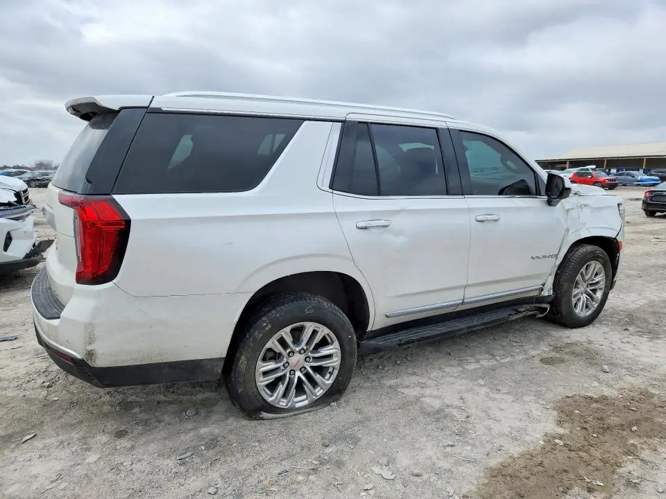 2023 GMC YUKON SLT  