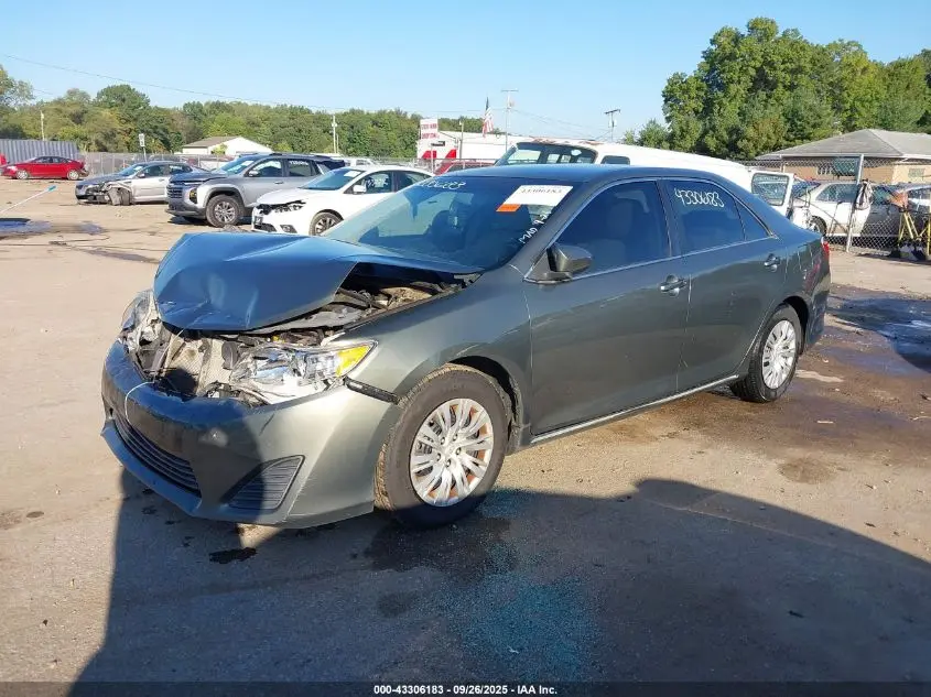 2014 TOYOTA CAMRY LE