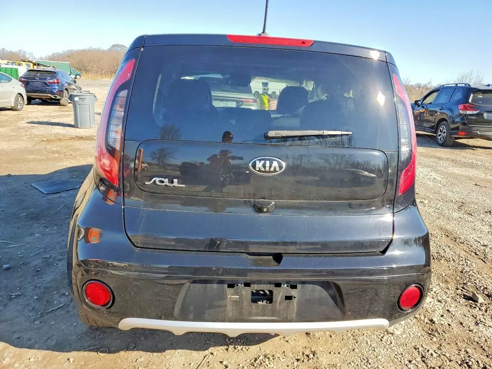 2017 KIA SOUL +  