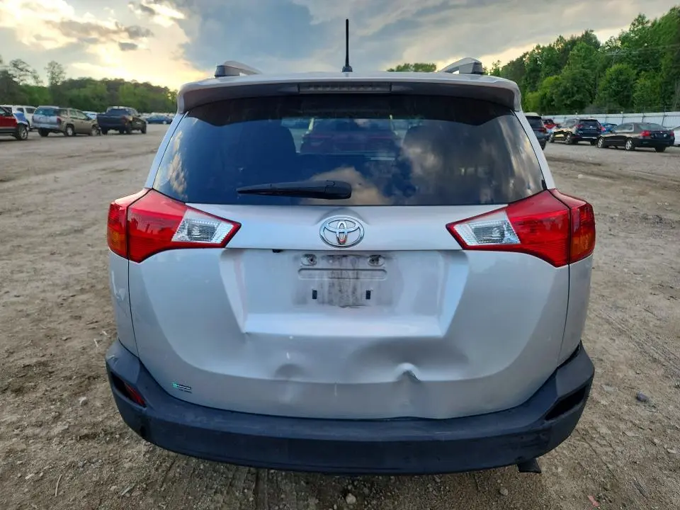 2013 TOYOTA RAV4 LE  