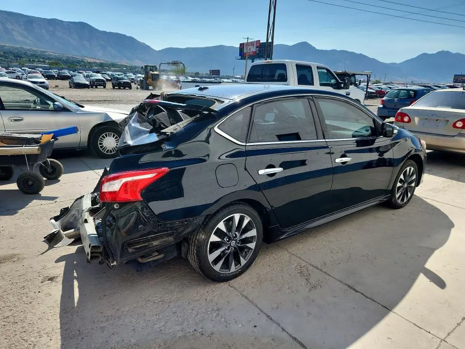 2019 NISSAN SENTRA SR  