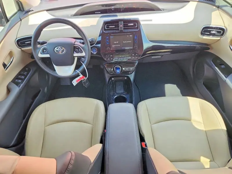 2017 TOYOTA PRIUS FOUR  