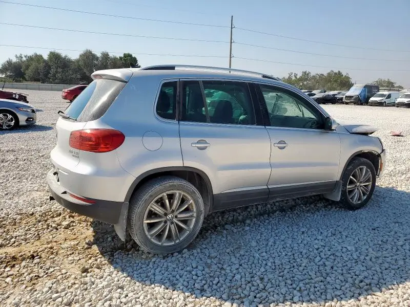 2012 VOLKSWAGEN TIGUAN S  