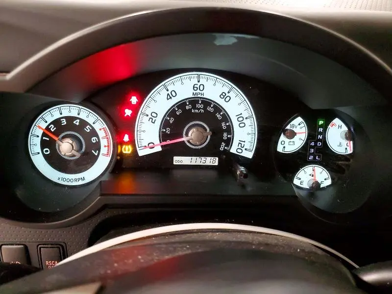 2010 TOYOTA FJ CRUISER BASE  