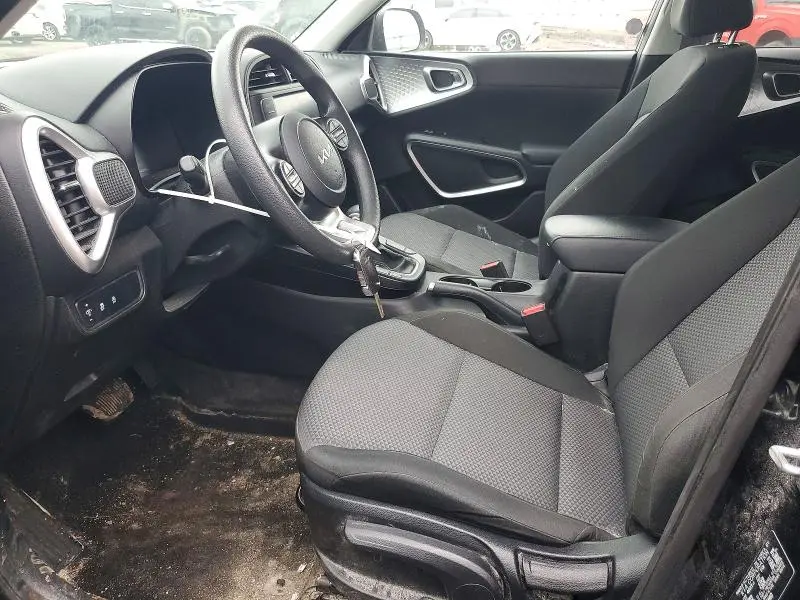 2024 KIA SOUL LX  