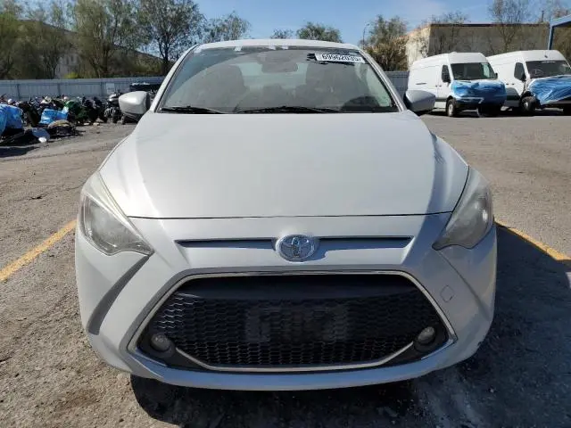 2020 TOYOTA YARIS L  