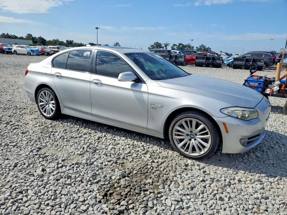 2012 BMW 550 XI  