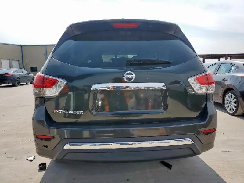 2016 NISSAN PATHFINDER S  