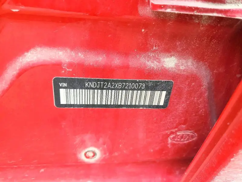2011 KIA SOUL +  