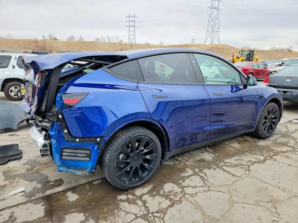 2024 TESLA MODEL Y   