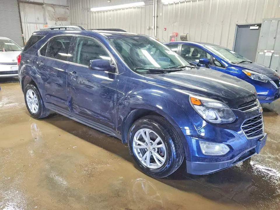 2017 CHEVROLET EQUINOX LT  