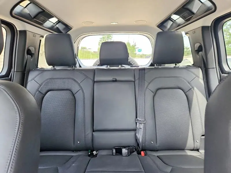 2026 LAND ROVER DEFENDER 110 X-DYNAMIC SE  
