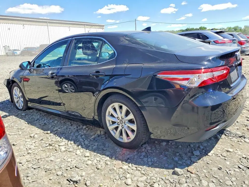 2019 TOYOTA CAMRY LE  