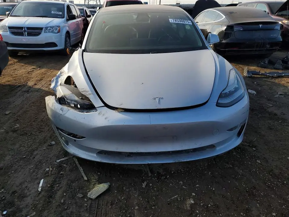 2018 TESLA MODEL 3   