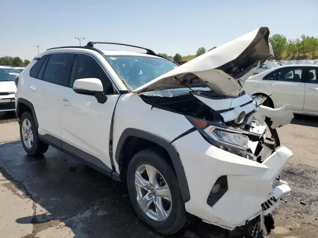 2019 TOYOTA RAV4 XLE  