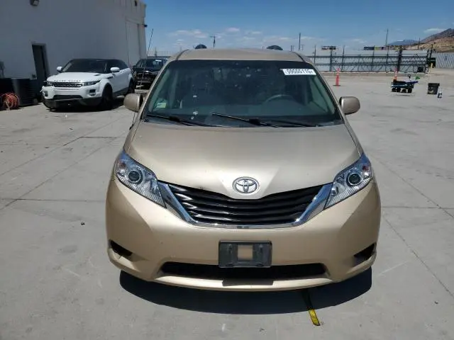 2011 TOYOTA SIENNA LE  