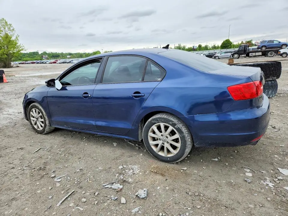 2012 VOLKSWAGEN JETTA SE  