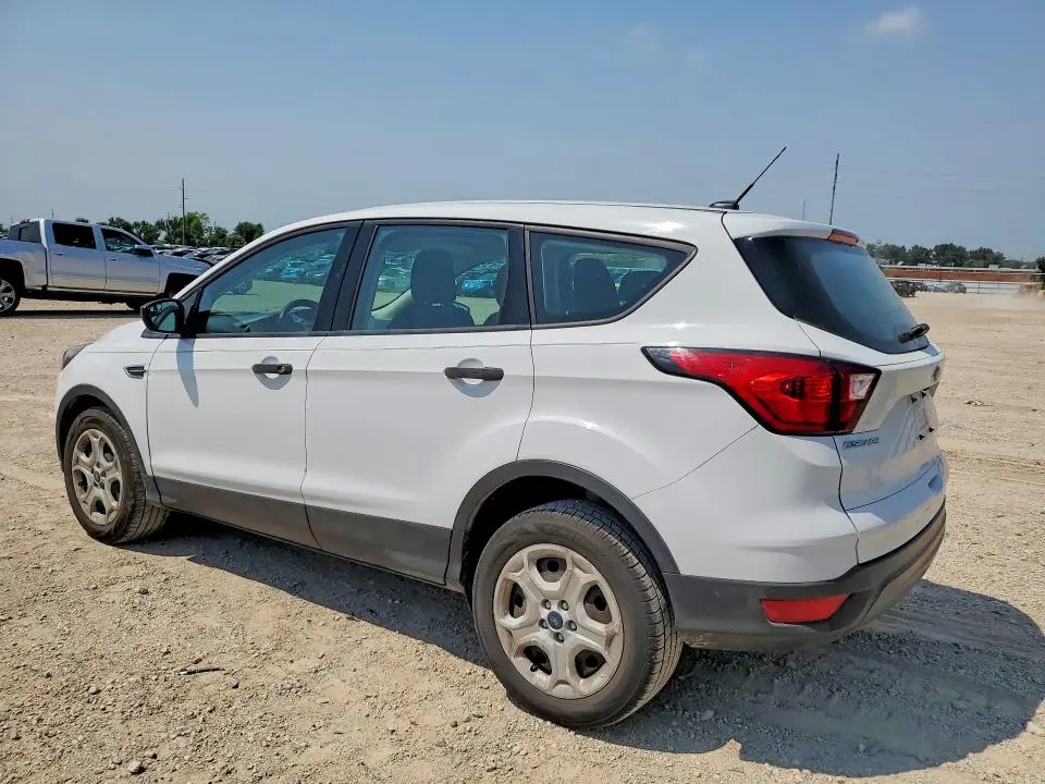 2019 FORD ESCAPE S  