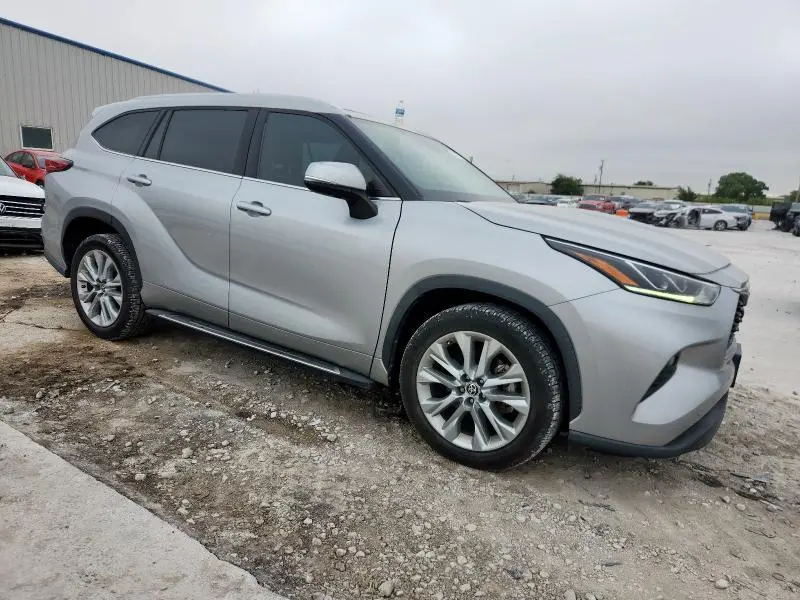 2020 TOYOTA HIGHLANDER LIMITED  
