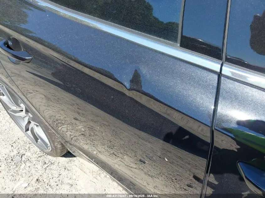 2025 GENESIS G70 2.5T RWD