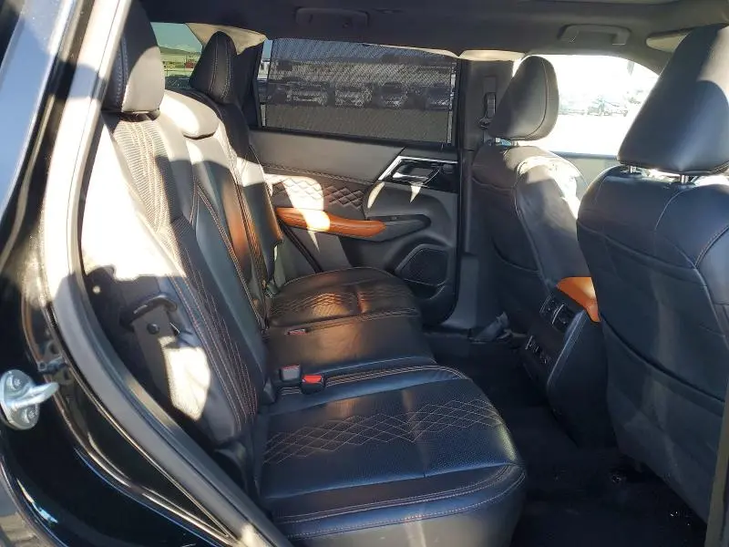 2022 MITSUBISHI OUTLANDER SEL  