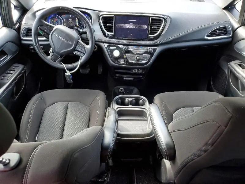2023 CHRYSLER PACIFICA TOURING  