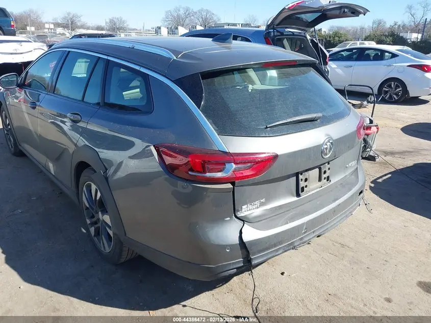 2018 BUICK REGAL TOURX ESSENCE