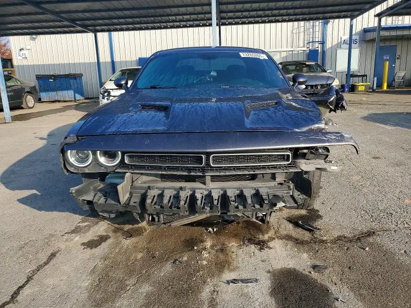 2016 DODGE CHALLENGER SXT  