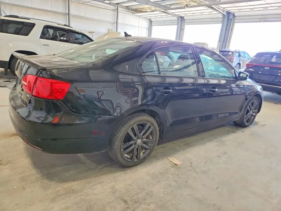 2014 VOLKSWAGEN JETTA SE  