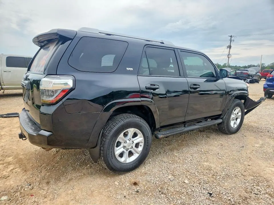 2018 TOYOTA 4RUNNER SR5  