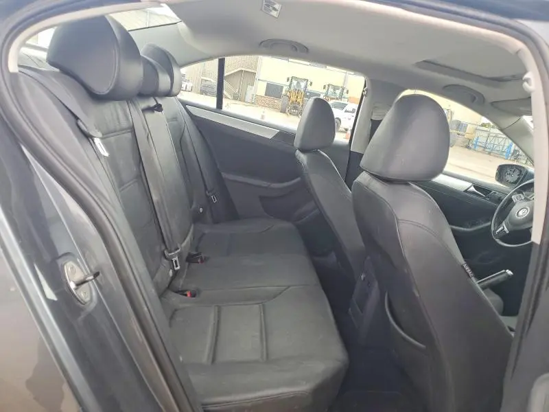 2012 VOLKSWAGEN JETTA SEL  