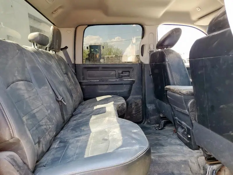 2022 RAM 1500 CLASSIC TRADESMAN  