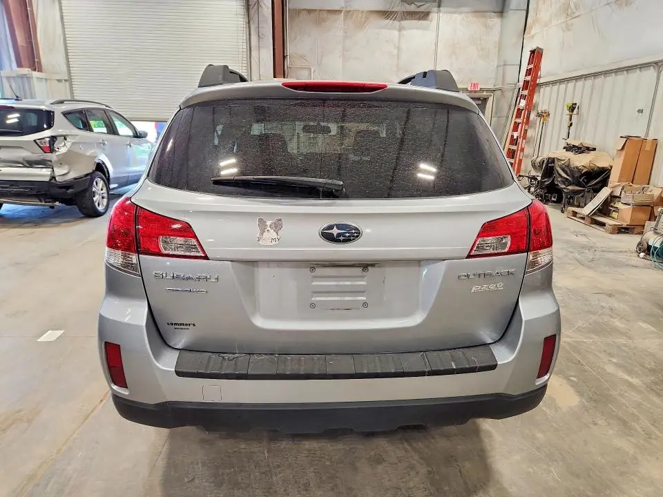 2013 SUBARU OUTBACK 2.5I PREMIUM  