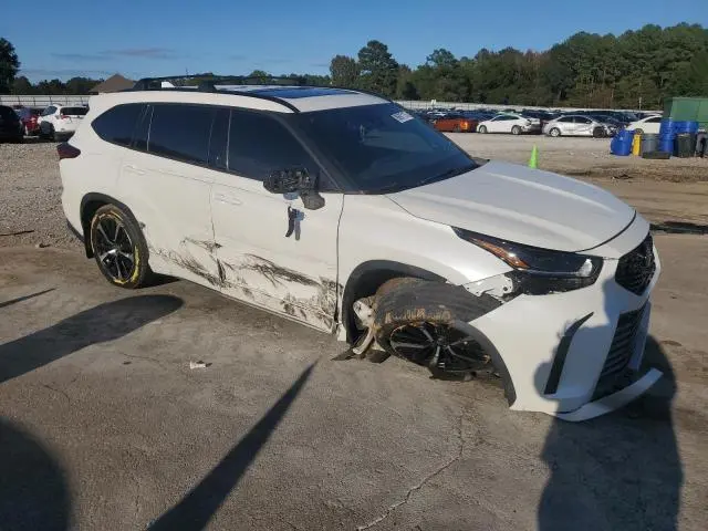 2021 TOYOTA HIGHLANDER XSE  