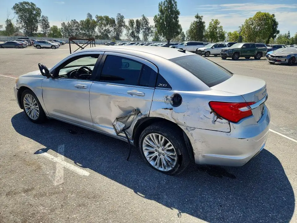 2012 CHRYSLER 200 LX  